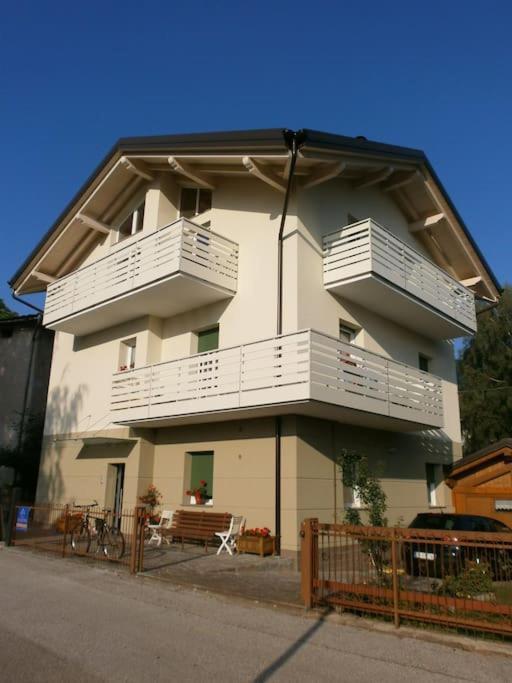 Appartamento Luminoso, Giardino, Vista Dolomiti. Baselga di Pinè Exterior foto
